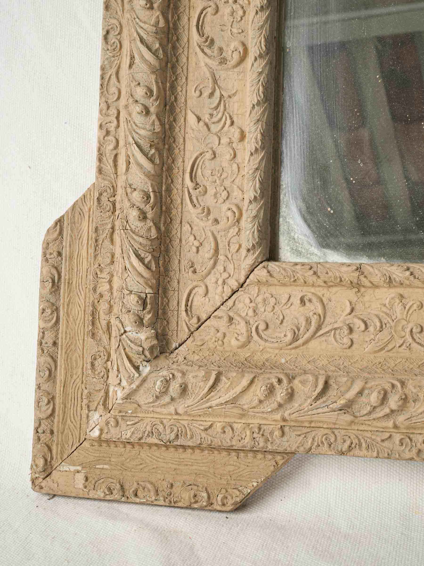 Petite French Napoléon III Sand-Coloured Painted Wall Mirror, Late 19th Century - 26½" x 21¾"