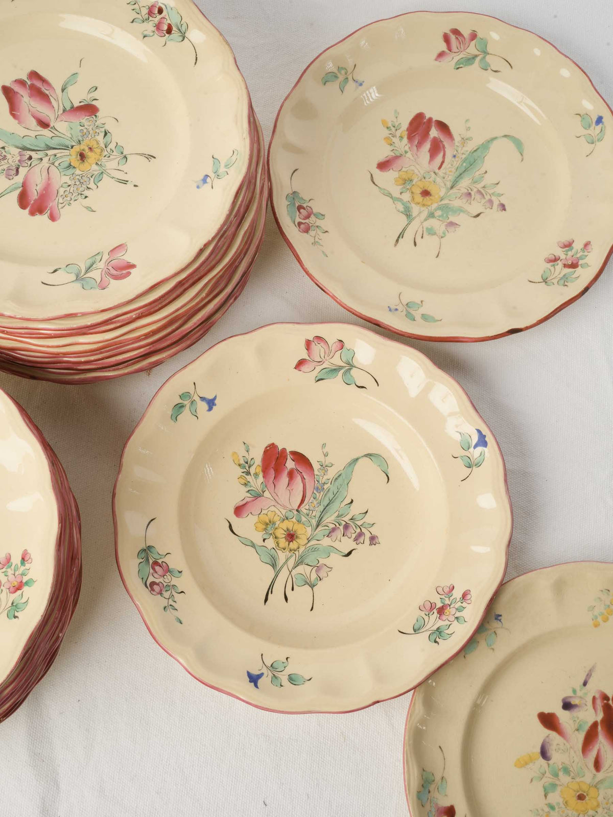 Beautiful Antique French Lunéville Floral Dinner Service in Pale Yellow, 27 Pieces