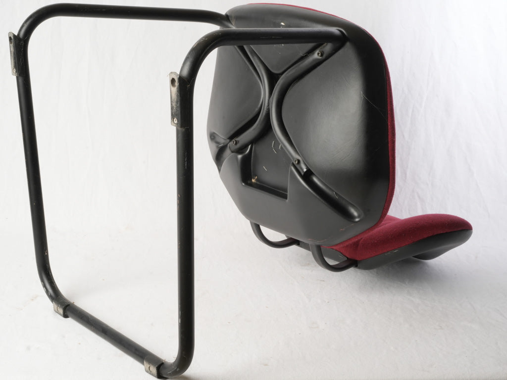 Expressive eclectic style chairs