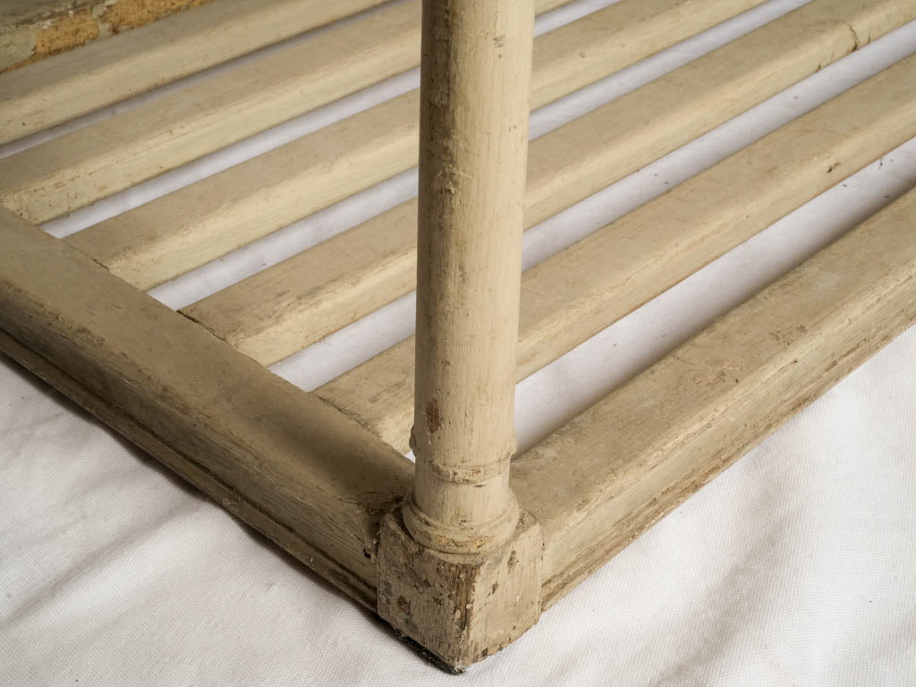 Crafted pine French slat shelving