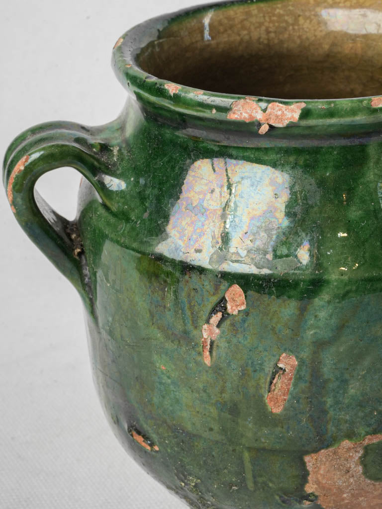 Elegant double-handled confit pot