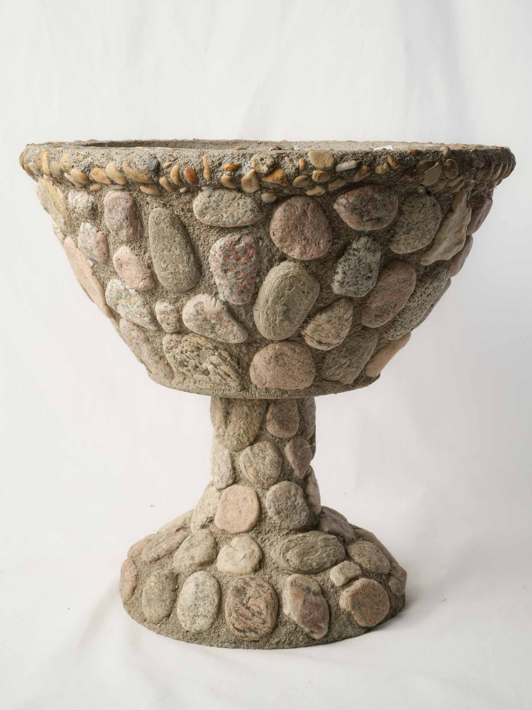 Elegant chalice-form concrete jardinière