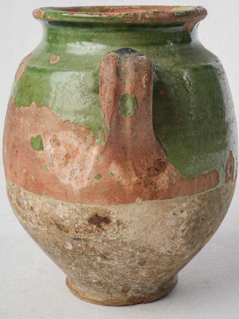 Petite aged French pot