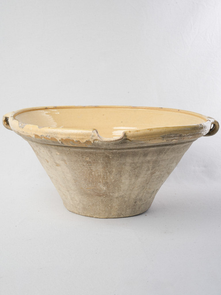 Rustic Provençal pottery with dual handles