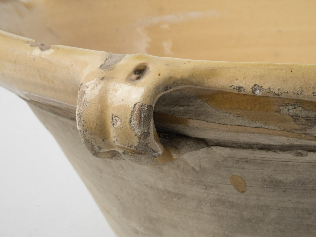 Skilled craftsmanship ceramic kitchen accessory