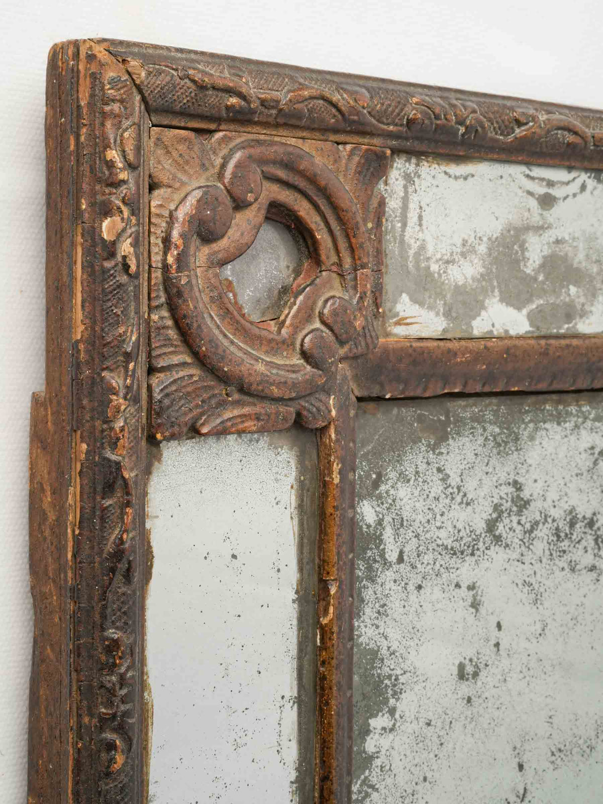 18th-Century French Giltwood Parclose Mirror w/ Foxed Glass - 22¾" x 20"