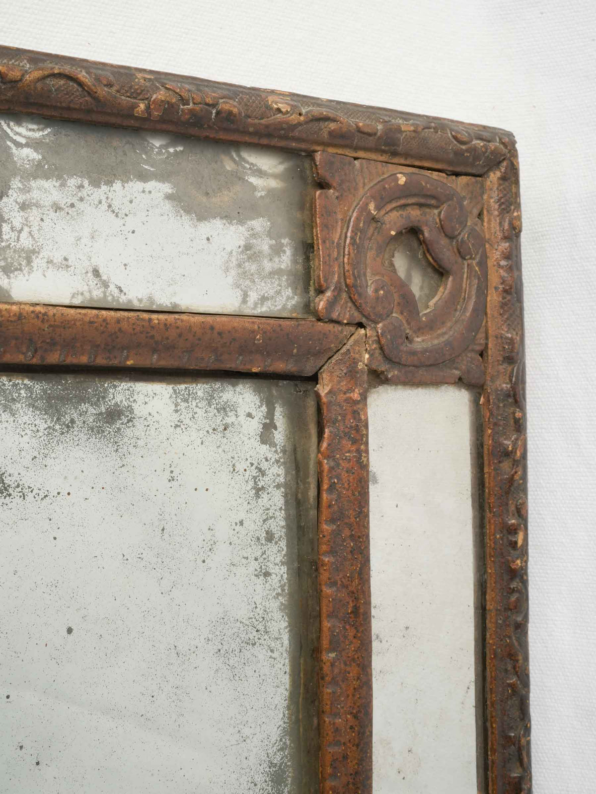 18th-Century French Giltwood Parclose Mirror w/ Foxed Glass - 22¾" x 20"