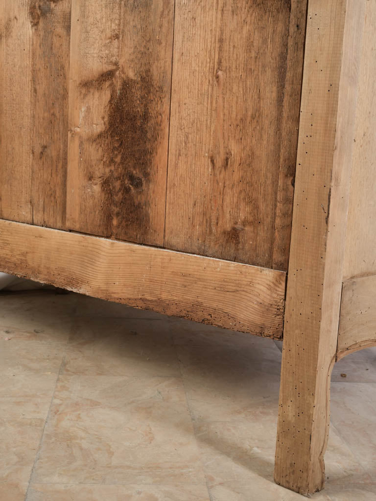 Artistic antique entryway sideboard