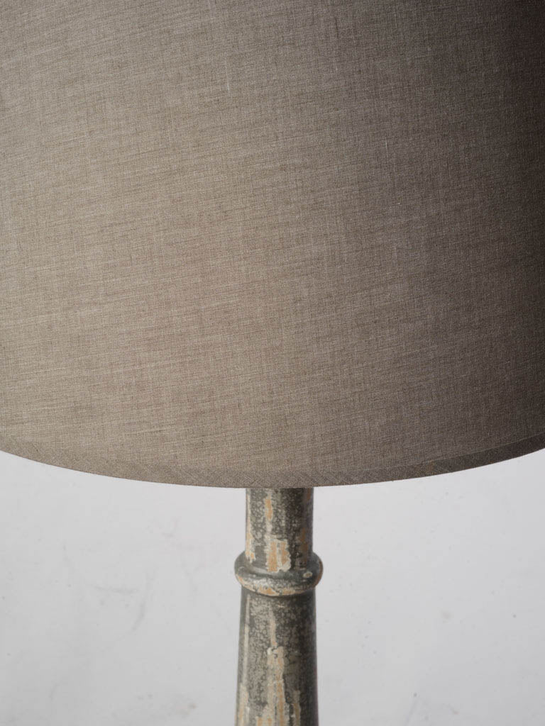 Coastal-style taupe shade lamp