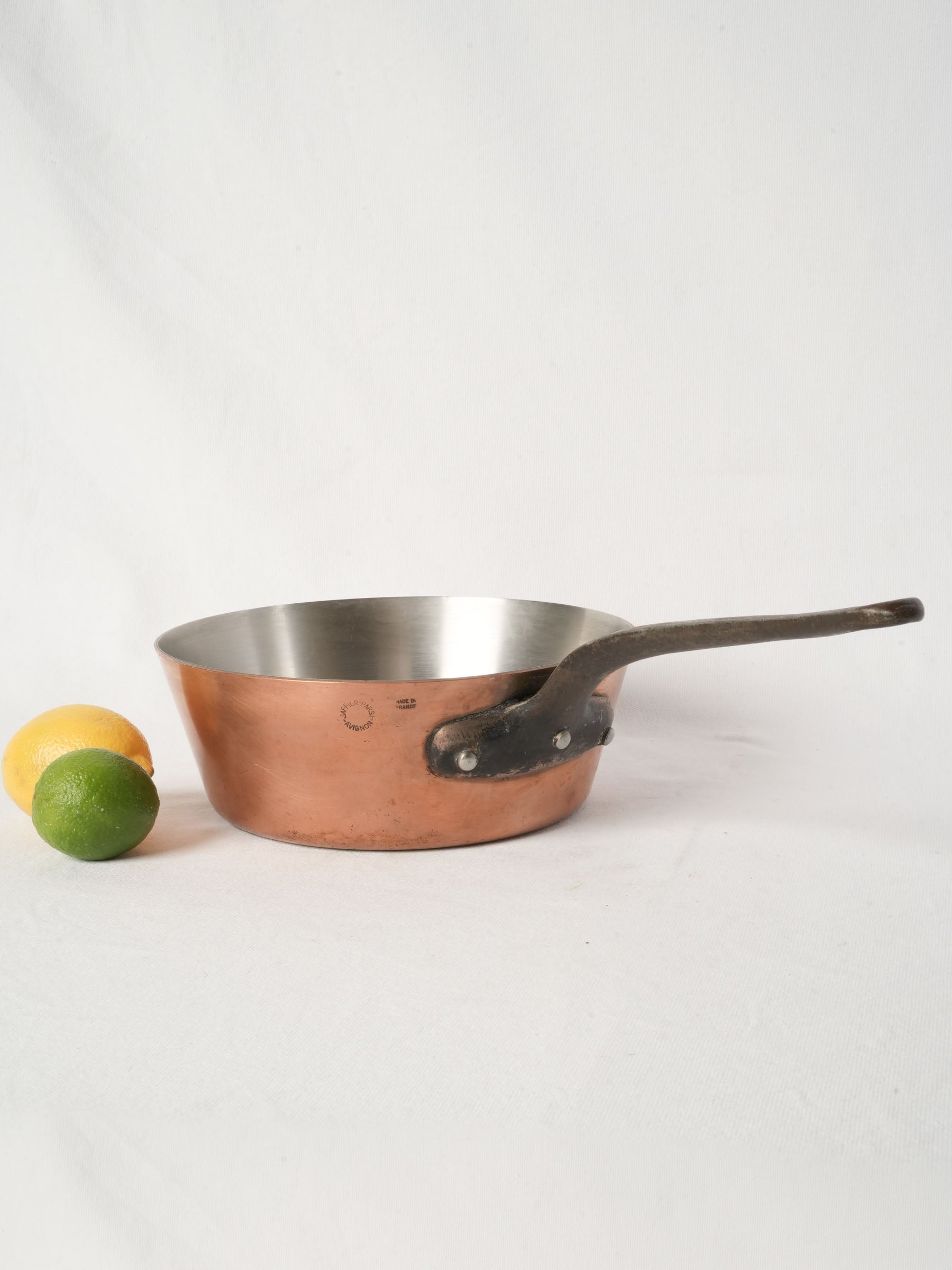 Large French Copper Faitout with Iron Handle from Avignon