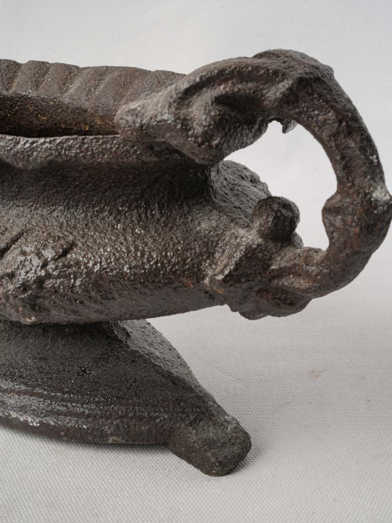 Understated rustic iron piece