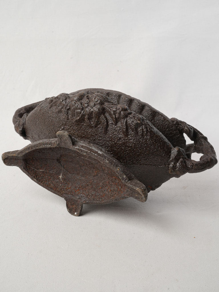 Refined 1920s decorative vessel