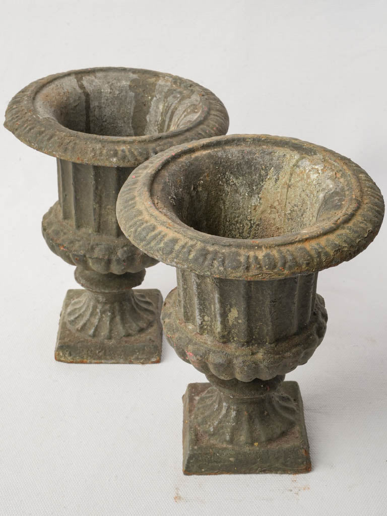 Vintage textured Medici urns