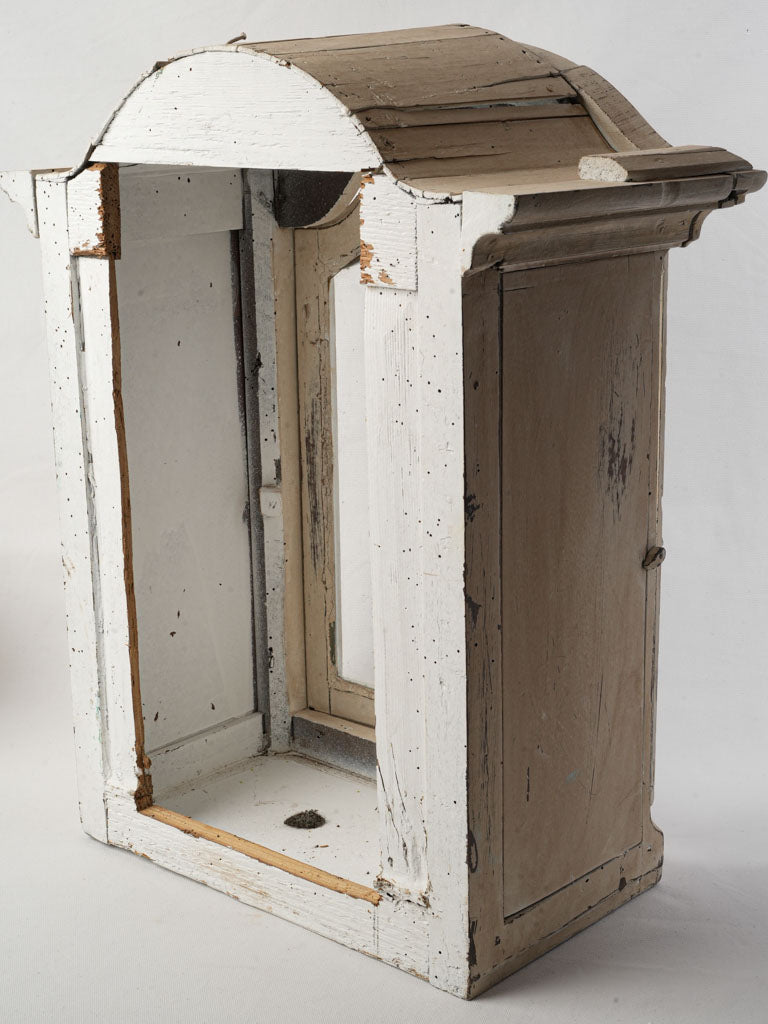 Historic charm wall cabinet