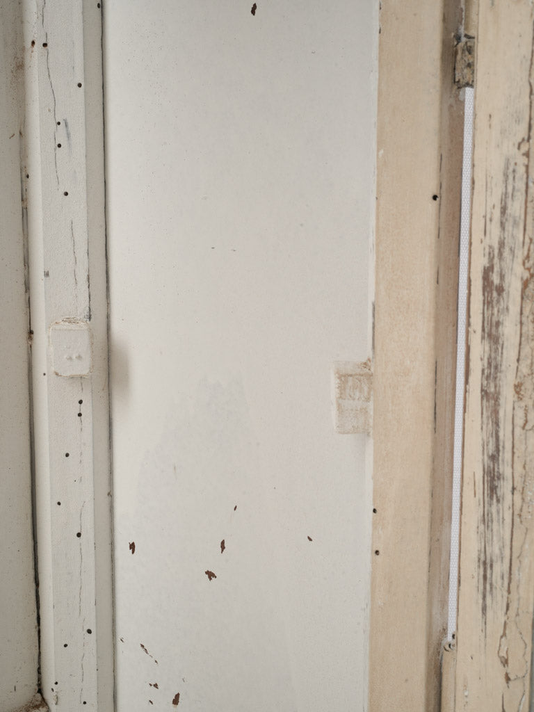 Classic French vitrine