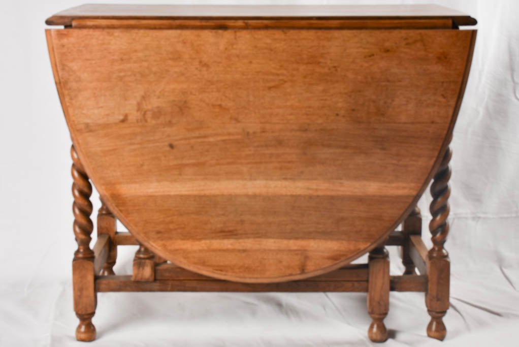 Antique English oval drop-leaf gate-leg table - oak