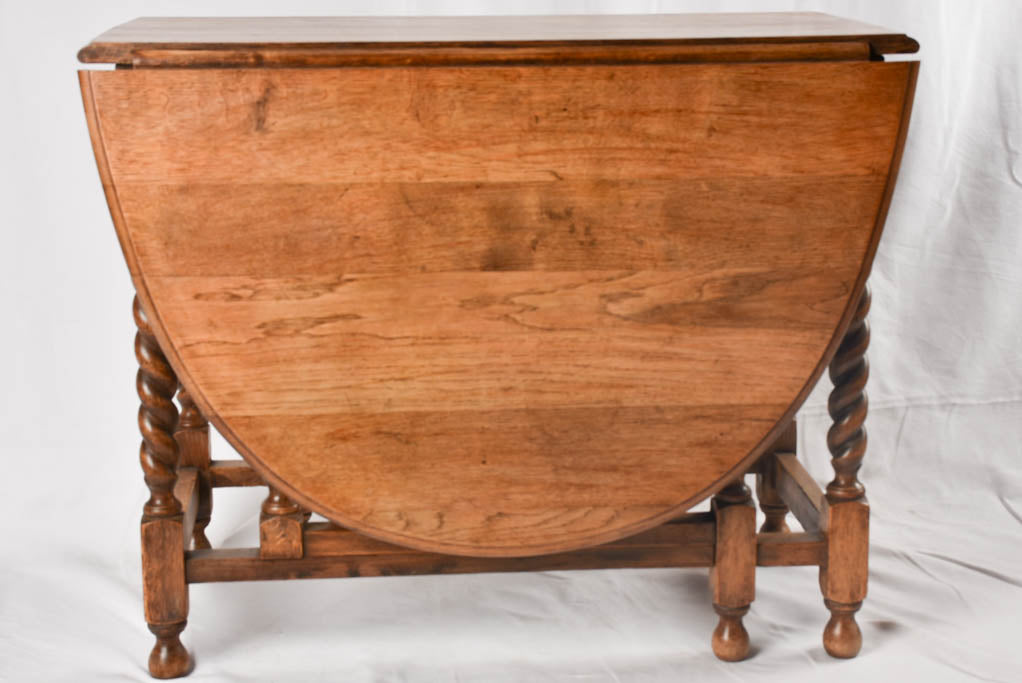 Antique English oval drop-leaf gate-leg table - oak