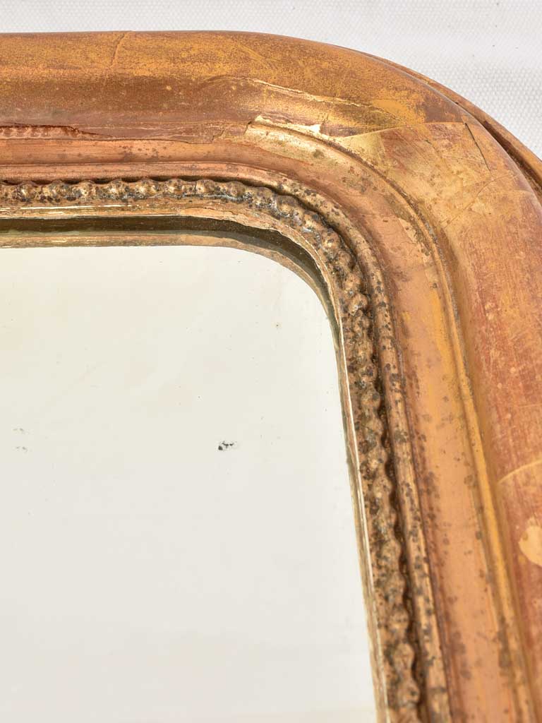 Small gold LP w/ gilding & beads 25¼" x 19¾"