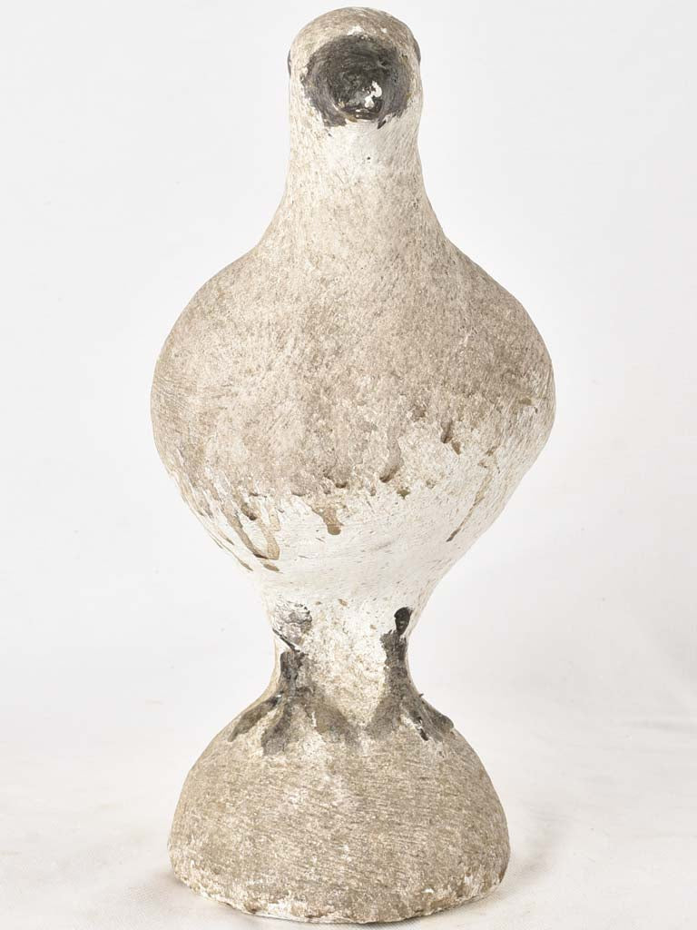 Vintage pigeon sculpture - cement 13½"