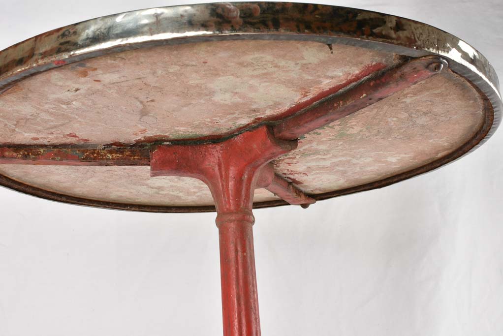 Red marble bistro table - early 20th century 21¾"