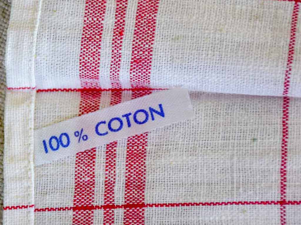 Unused Vintage French table linen set in original box 61" x 80¾"