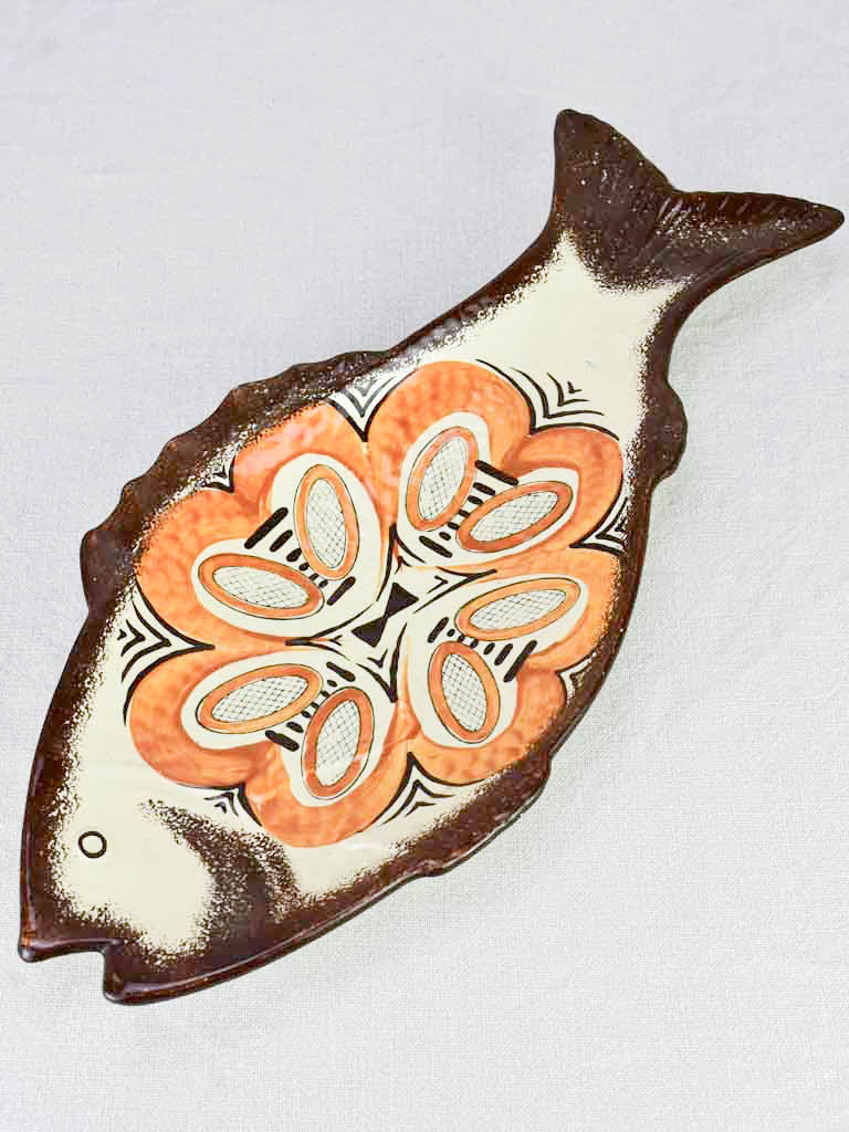 1960's hand painted fish platter, ocher & beige - Pornic 17¾"