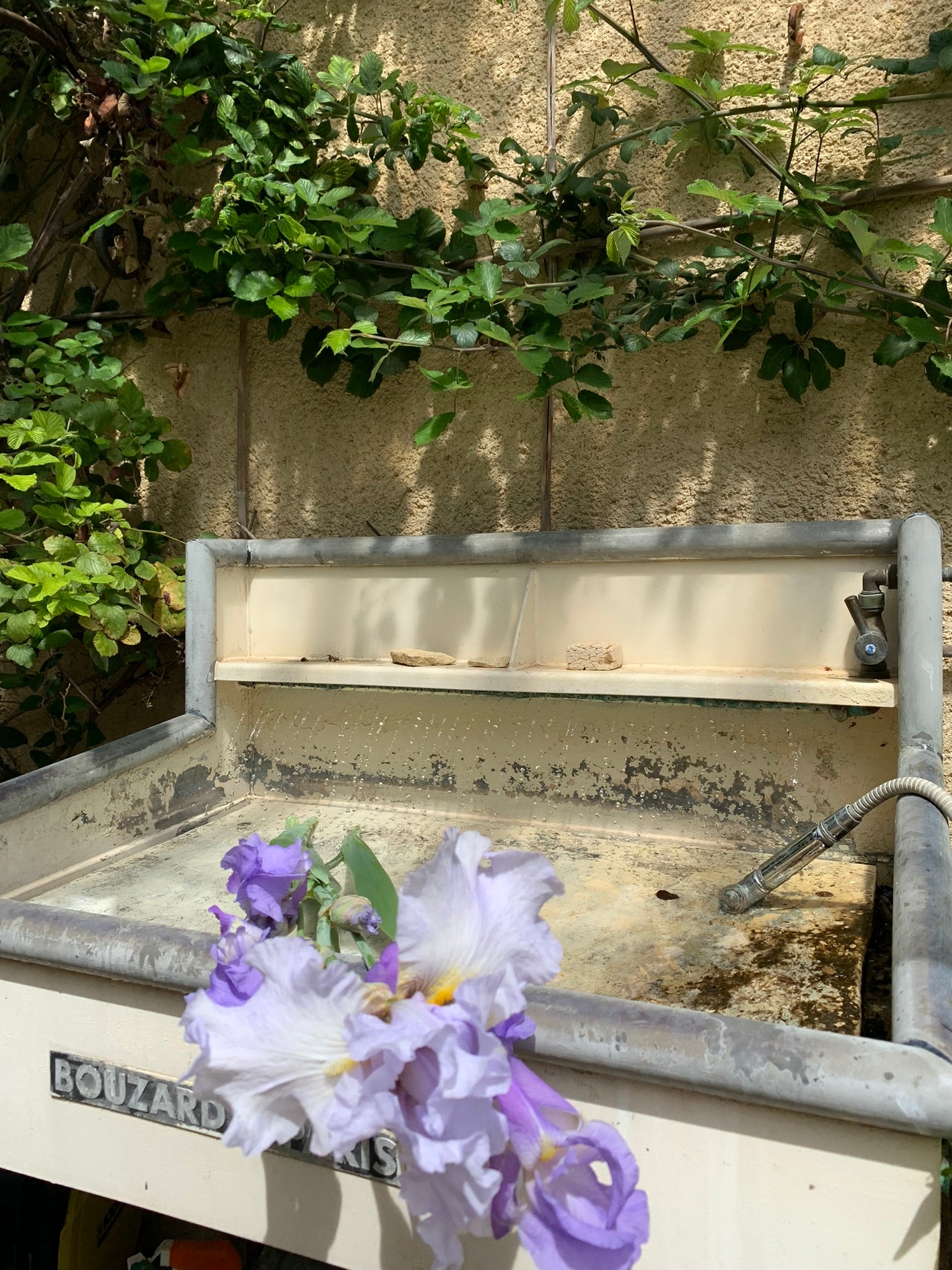 Vintage French garden sink - Bouzard Paris