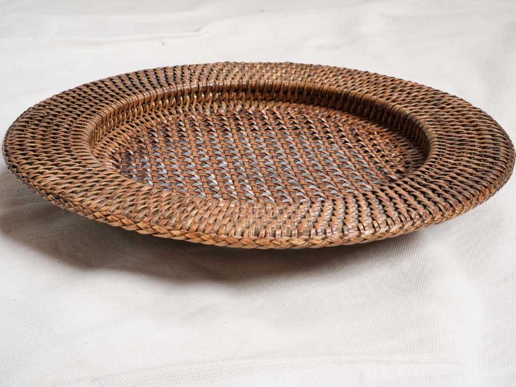 Natural textured rattan tableware