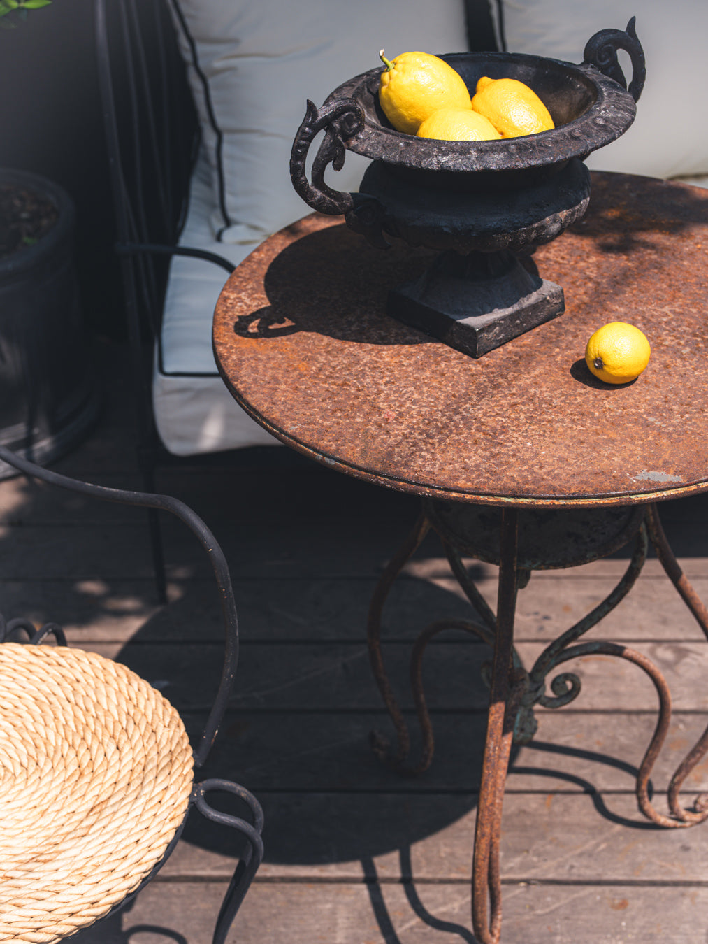 Elegant Northern Italy gueridon table