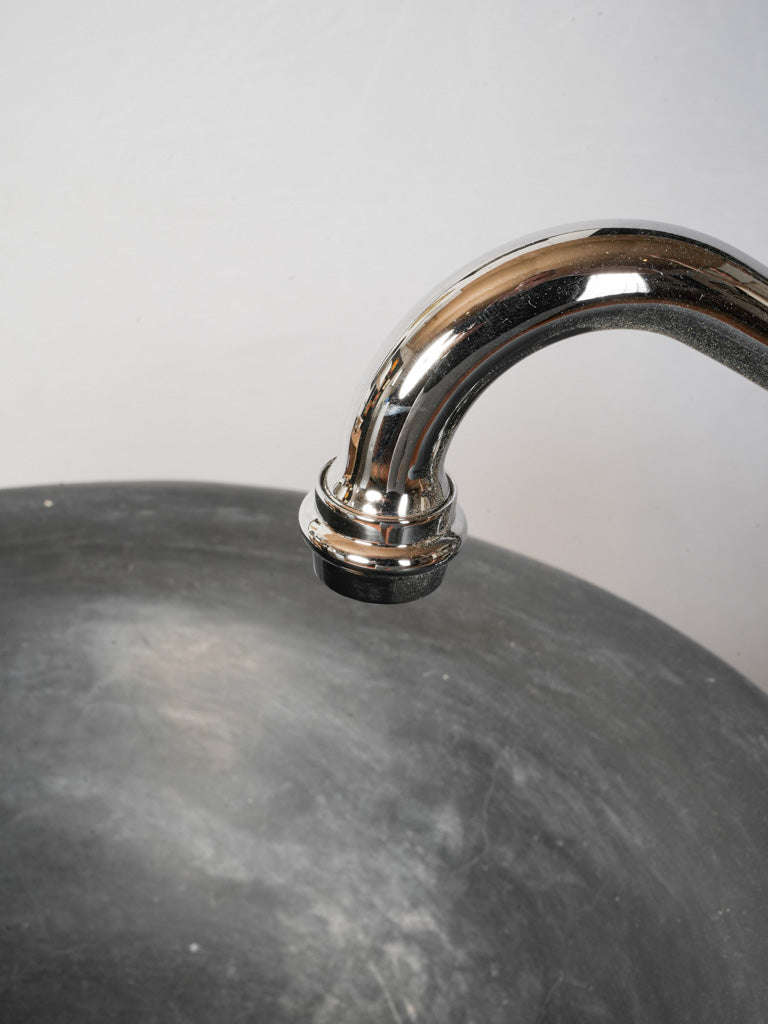 Soulful antique-inspired washbasin   