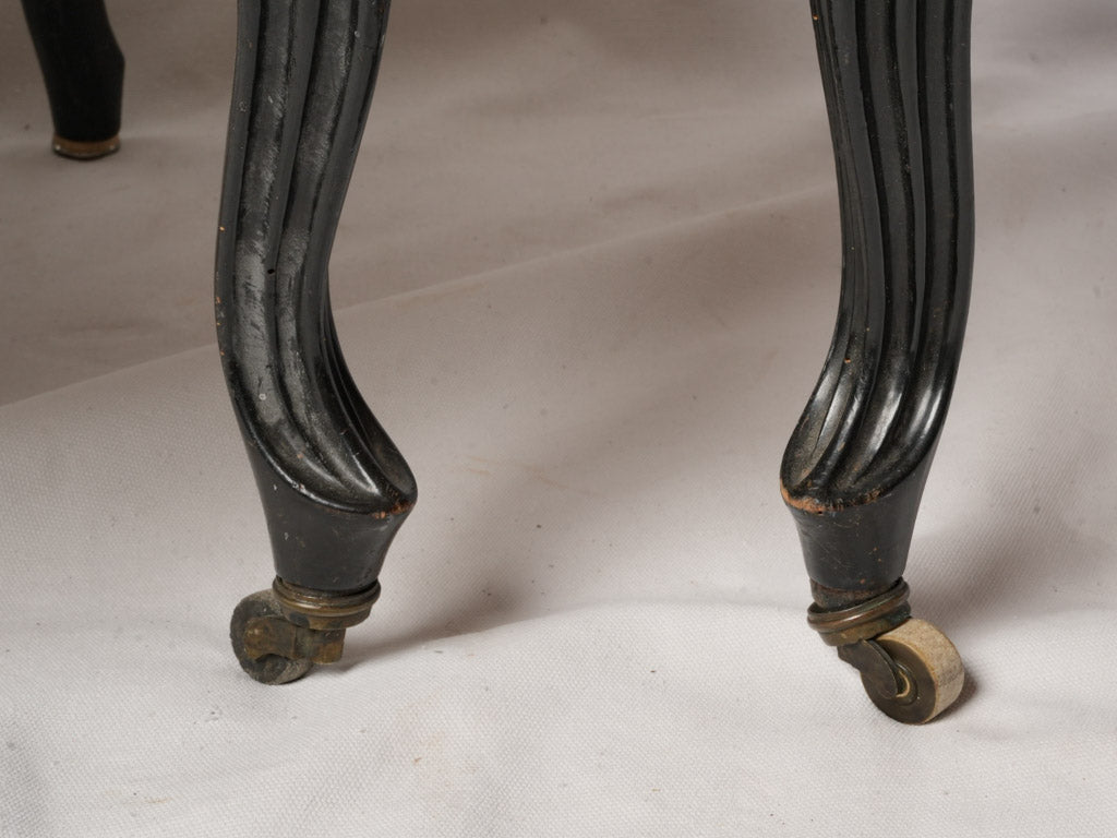 Sophisticated reading room chairs