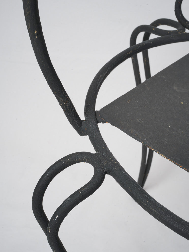 Circular seat French iron chairs