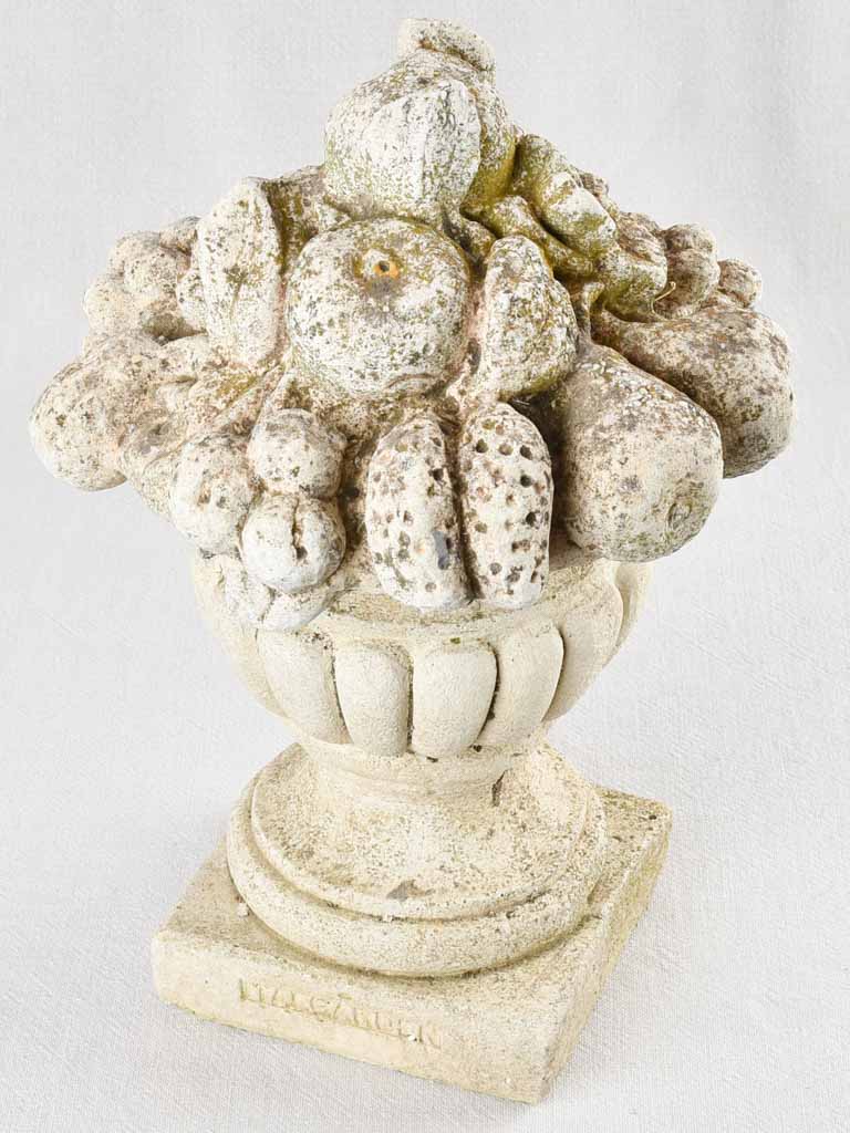 Fruit decoration finial 15¾"