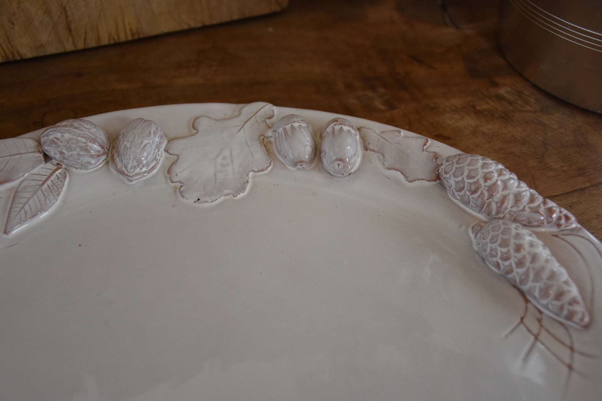 Large round platter – acorns, pinecones and walnuts