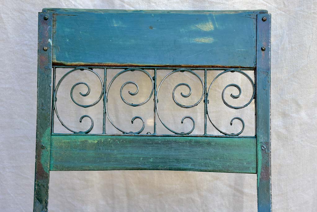 Antique Parisian garden table with three chairs - green