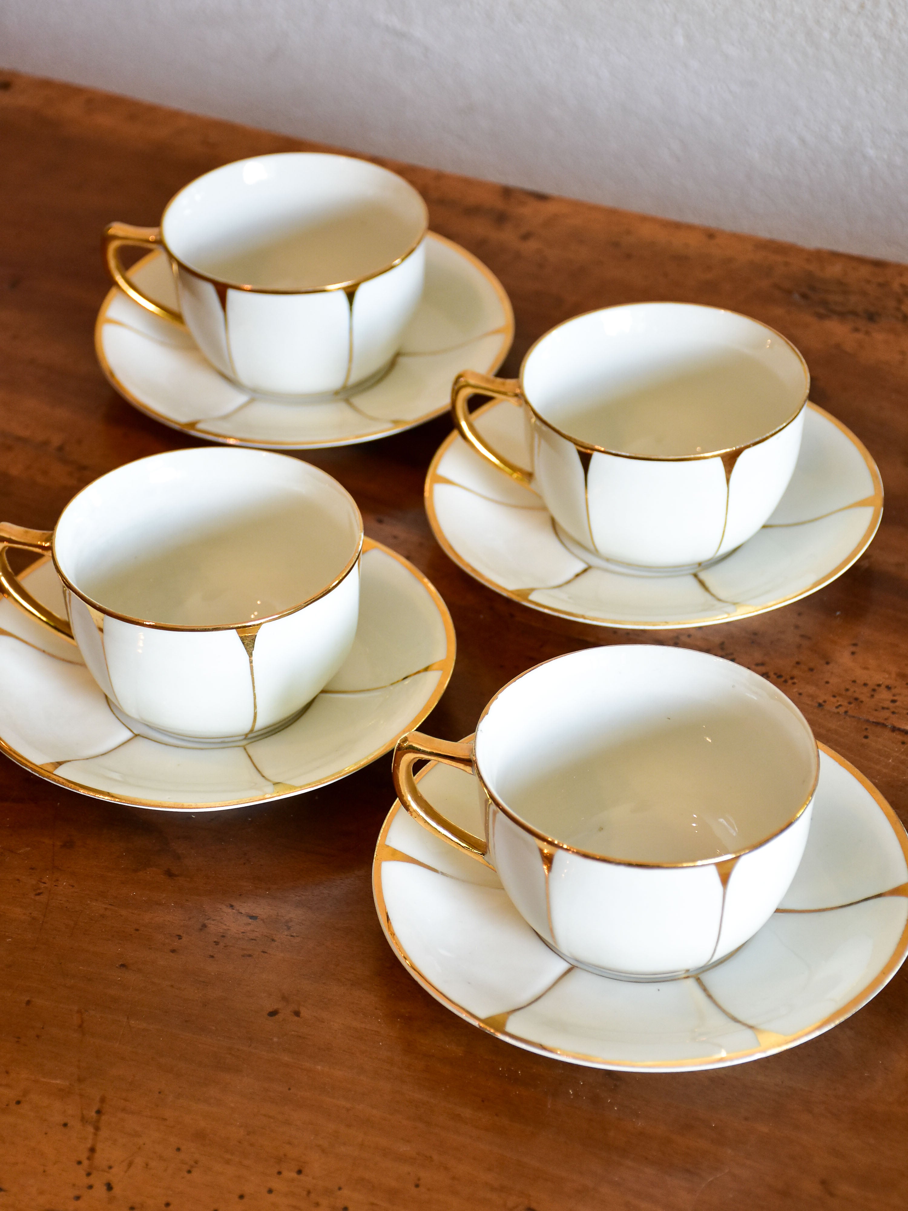 Napoleon III Porcelain of Paris breakfast teacups x 4