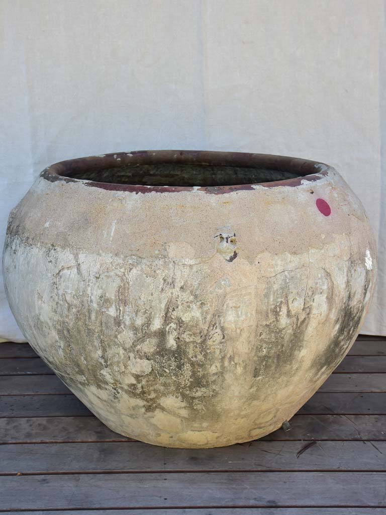 RESERVED JB Very large vietnamese cauldron for making nuoc-mâm 35½" x 25½"