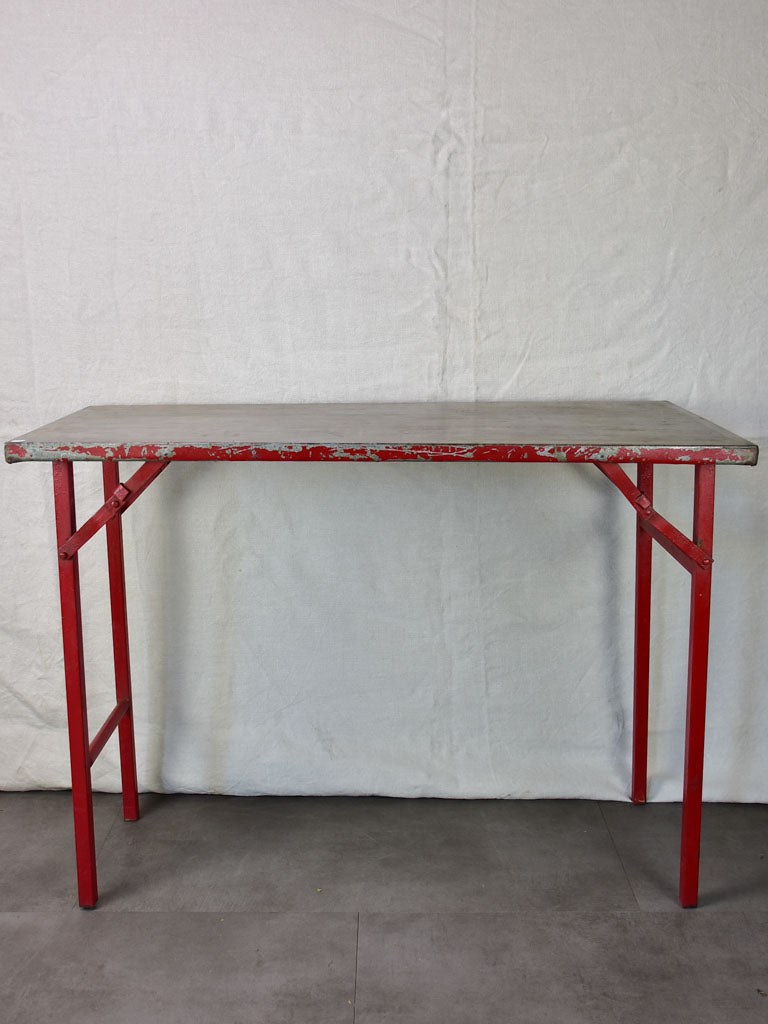 Folding industrial table from an atelier - early 20th century 41¾" x 19¾" x 30"