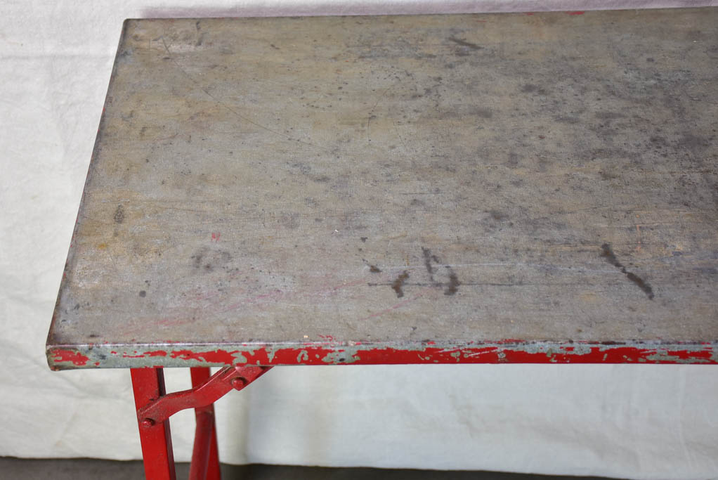 Folding industrial table from an atelier - early 20th century 41¾" x 19¾" x 30"