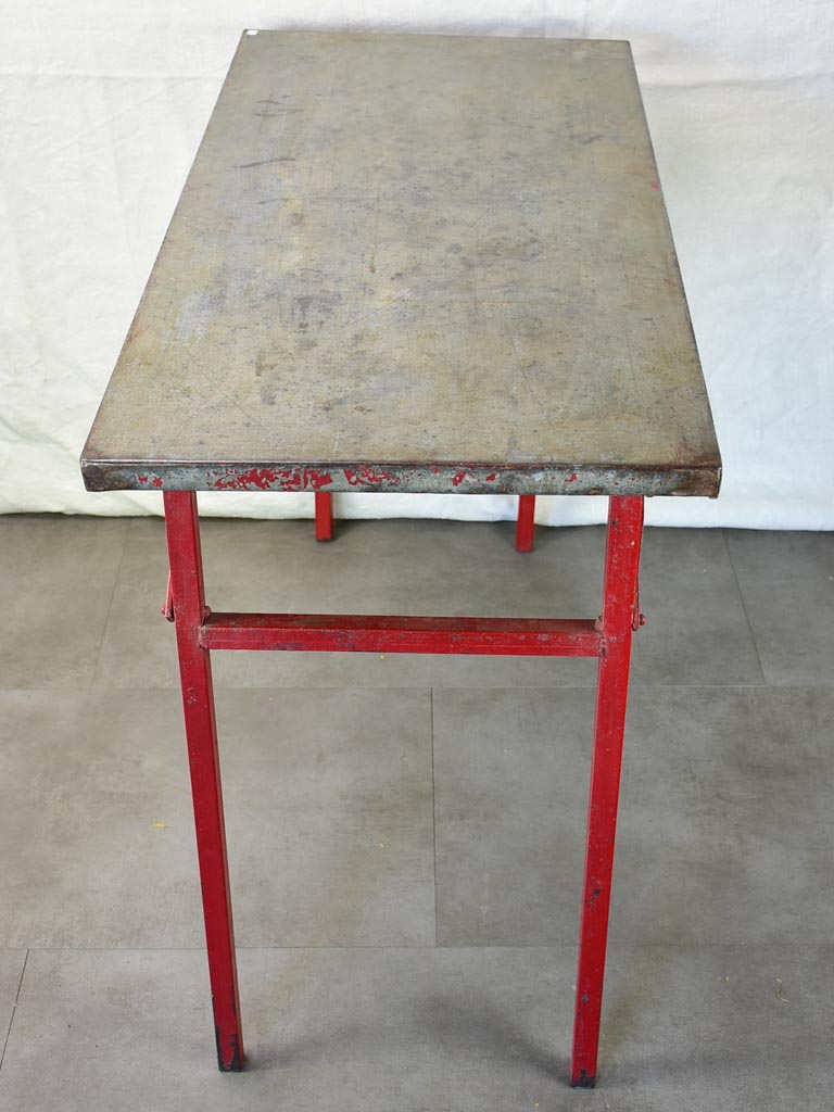 Folding industrial table from an atelier - early 20th century 41¾" x 19¾" x 30"