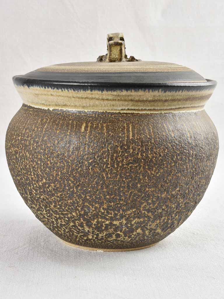 Vintage earthenware lidded pot 9"