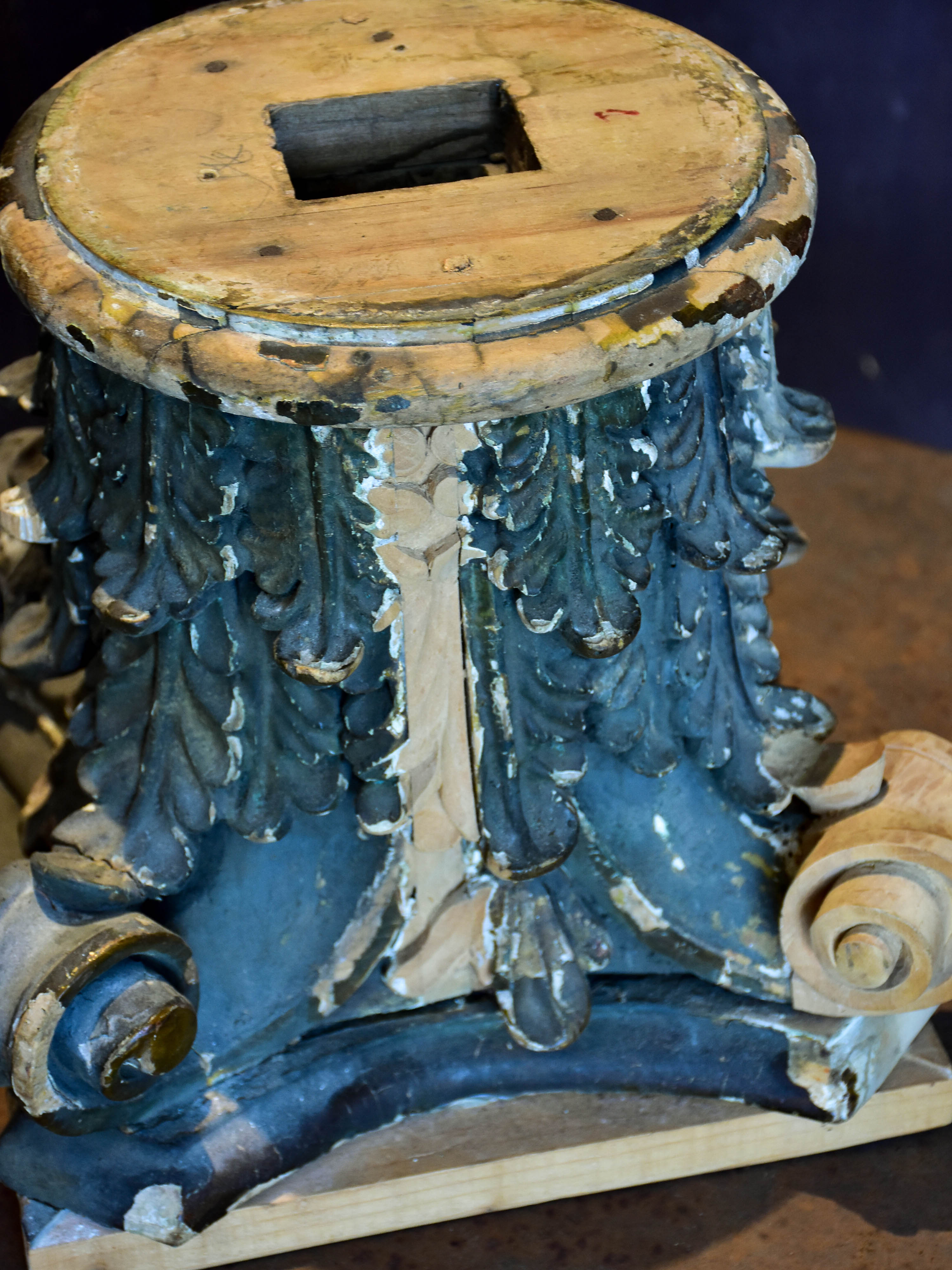 Antique carved corinthian capital
