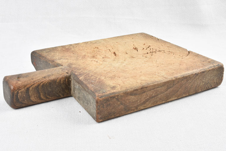 Chunky antique French cutting board 16¼" x 11"