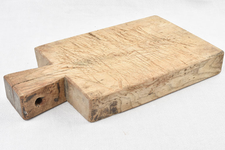 Thick cutting board - blonde wood 18½" x 9¾"