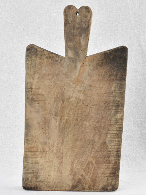 Antique French cutting board with heart shaped handle 17¼" x 9½"