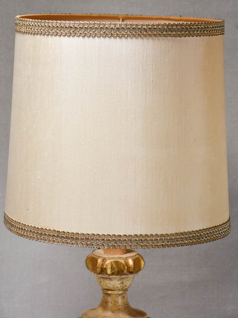 Vintage French table lamp with pretty base 29¼"