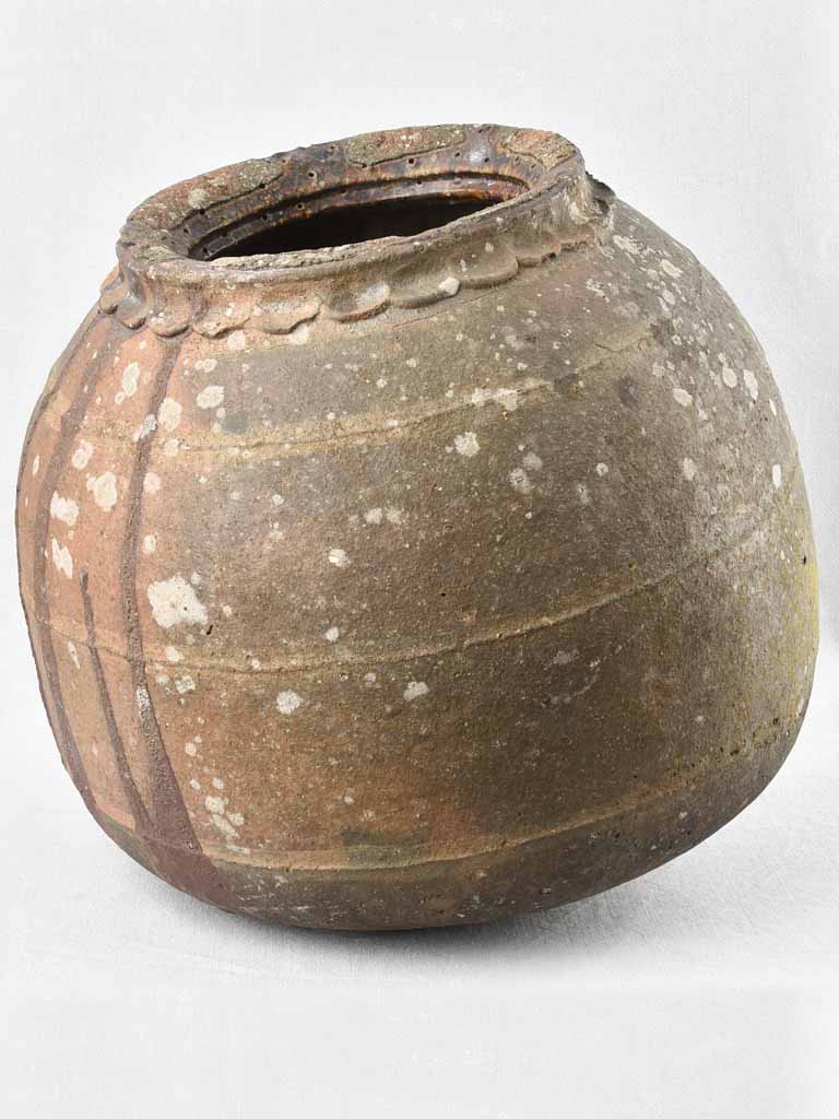 Antique Charente-Maritime saloir pot