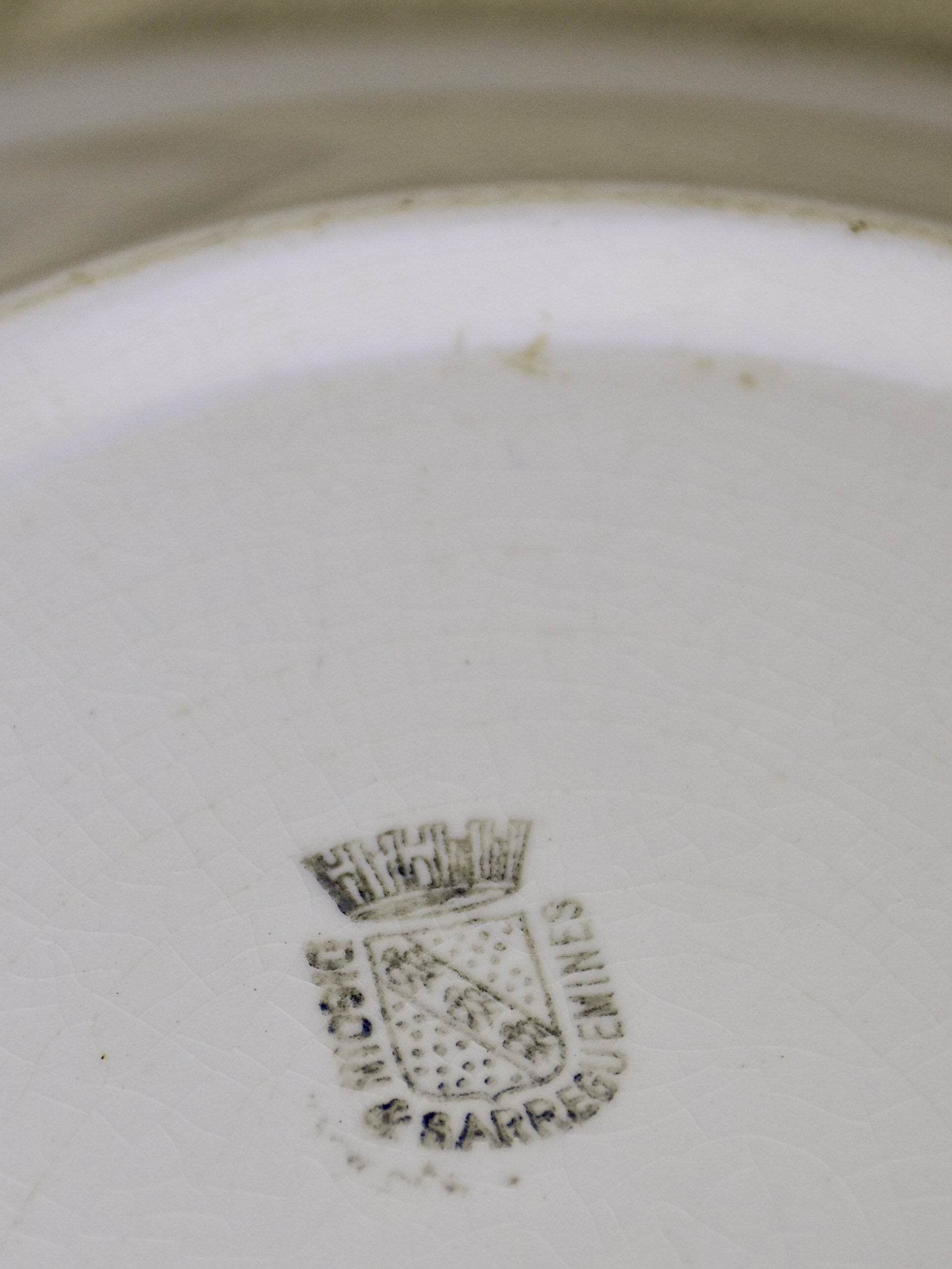 Antique French Sarreguemine ironstone bowl
