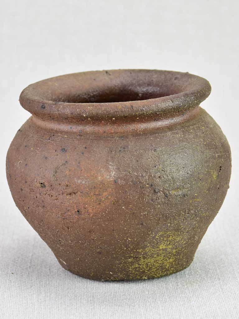Small brown stoneware pot 5"