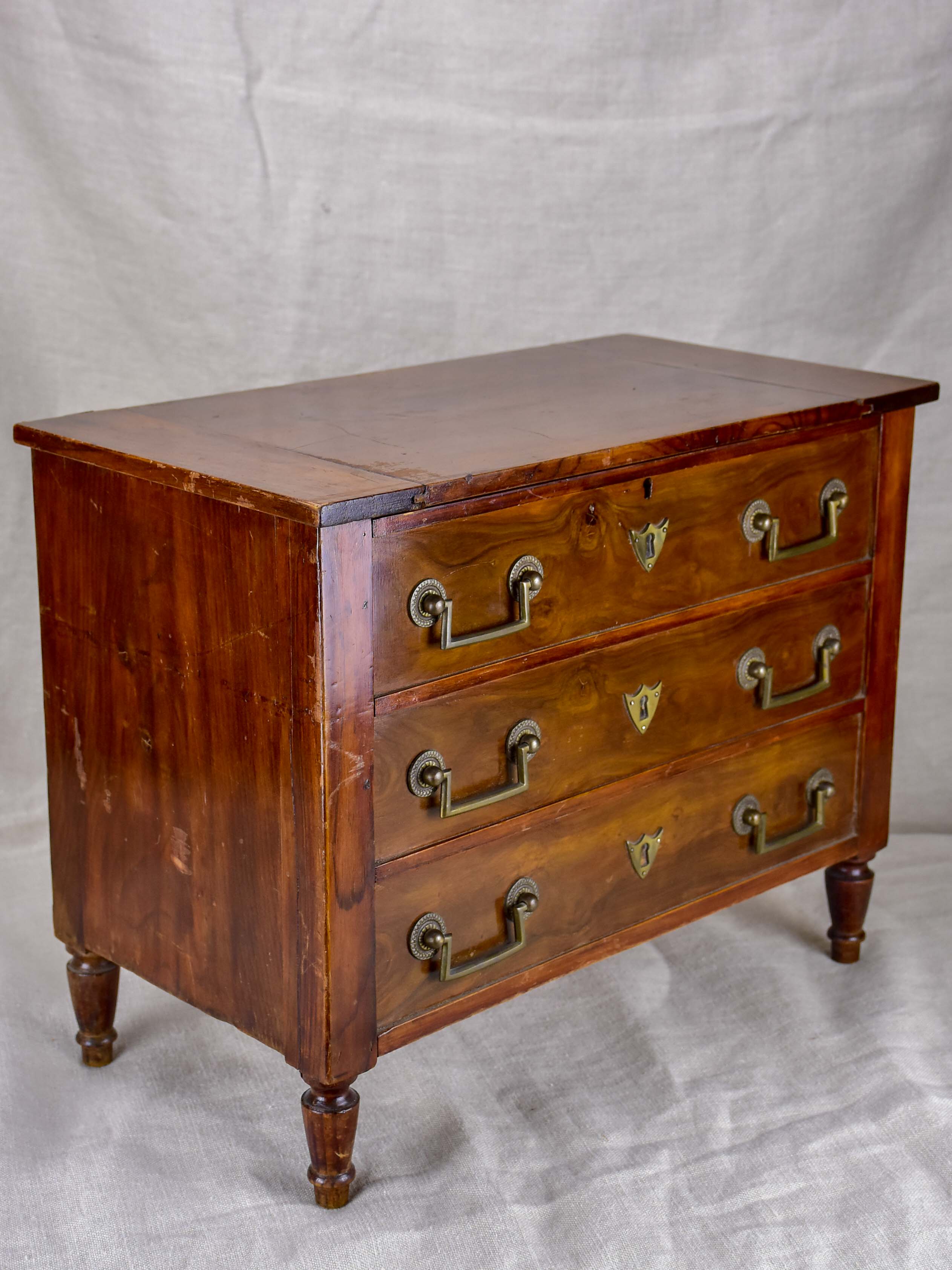 Antique French miniature commode de maîtrise